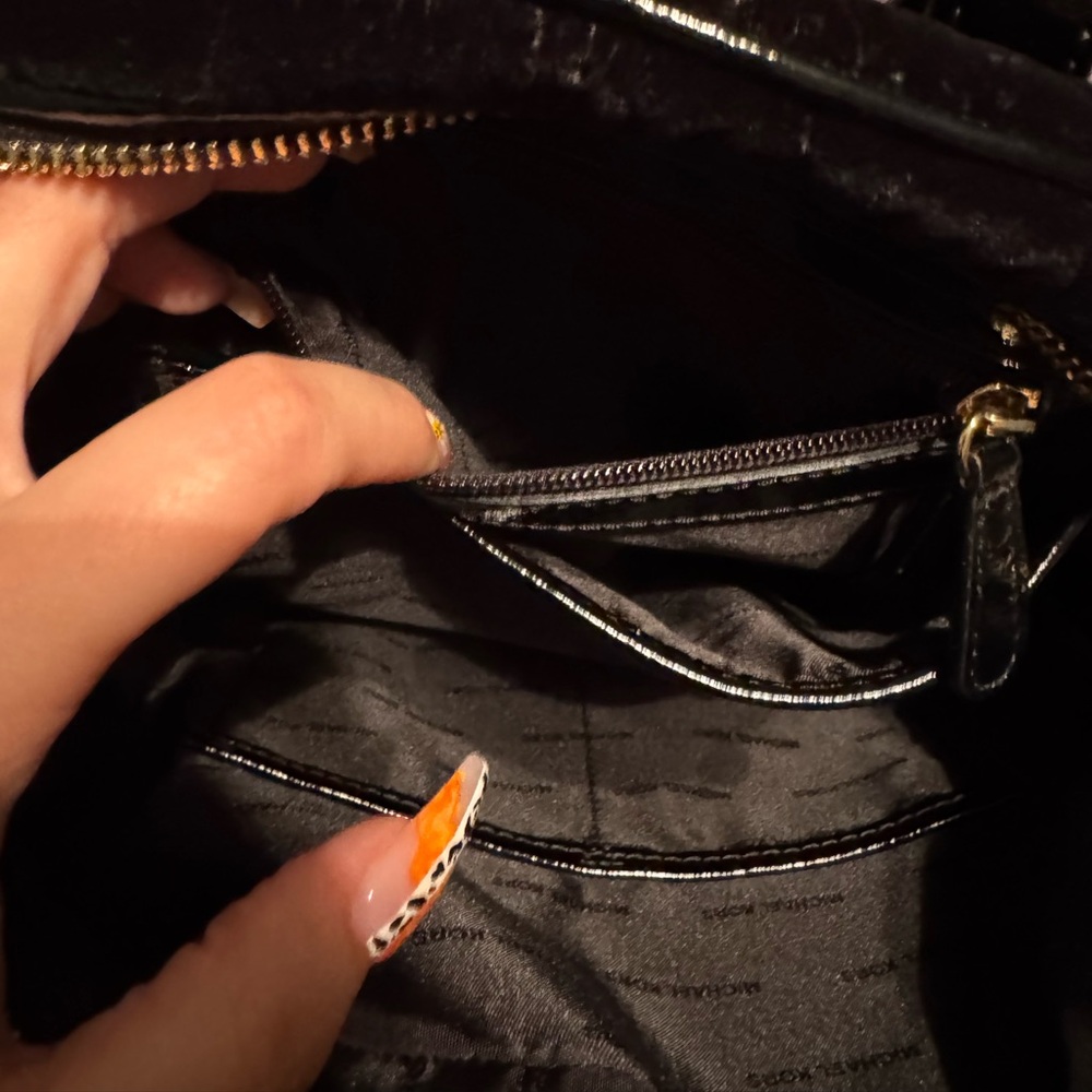 michael kors rhea backpack - Picture 9 of 11